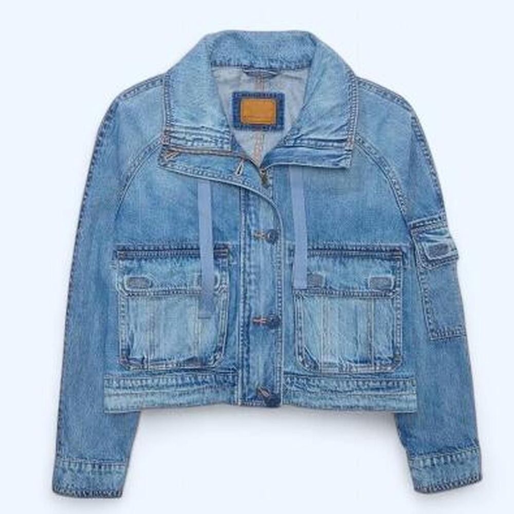 American Eagle Women's Blue Denim Jacket